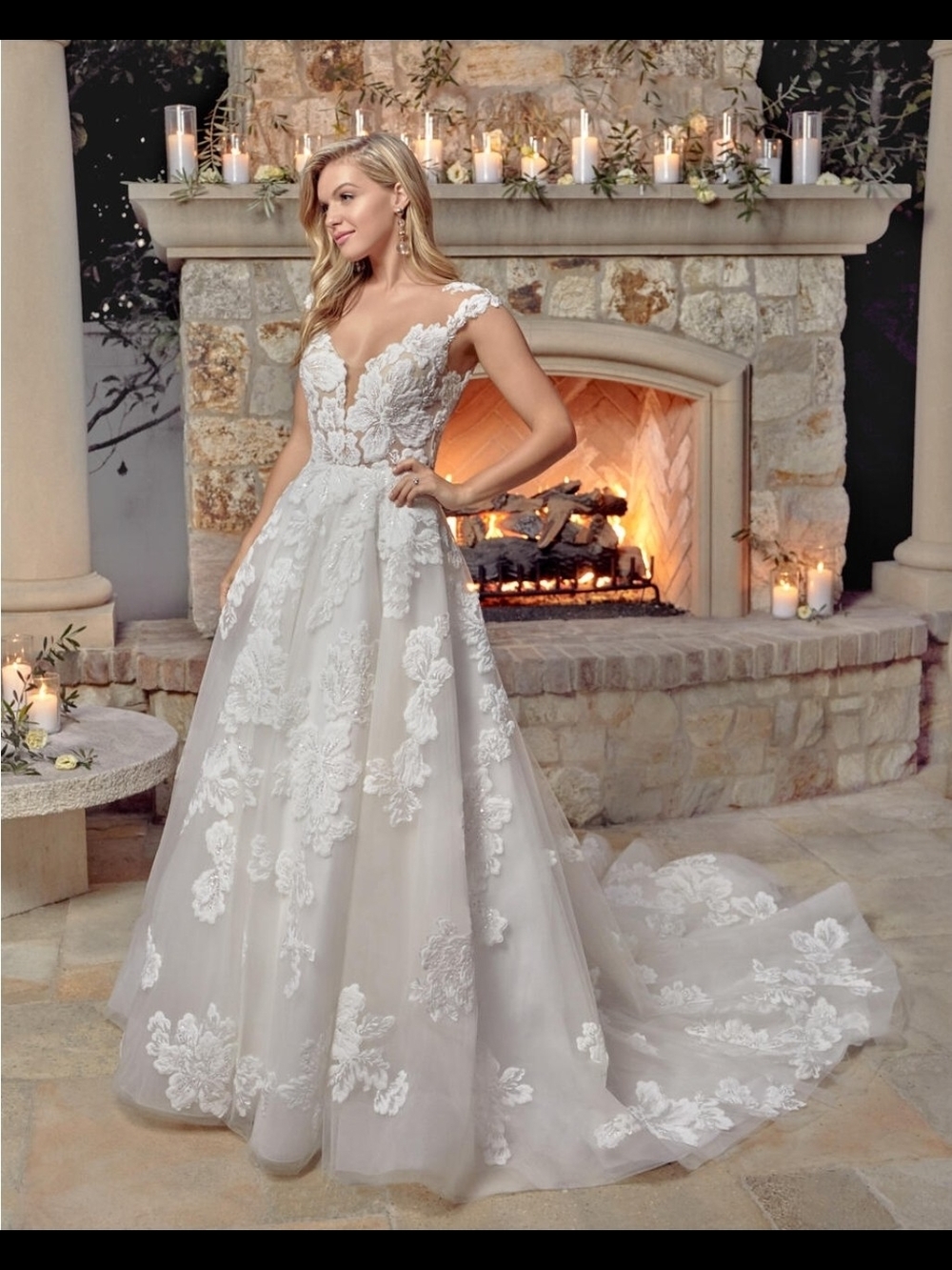 Casablsnca Nicolette Wedding Dress with Plunging V-Neck Size 12 Nwt